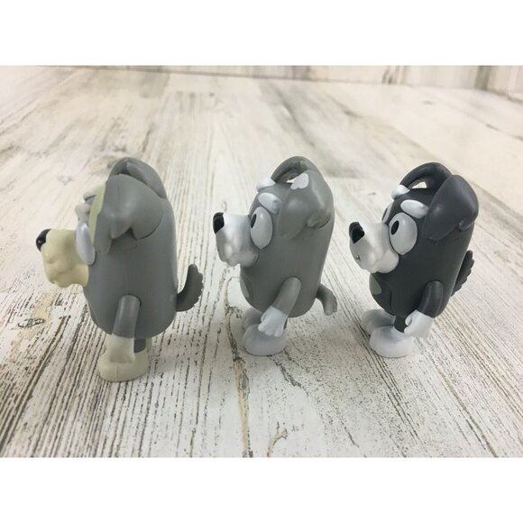 Bluey The Terriers with Swords Shield School Friends Jo Dan Adam Figure Triplets - Picture 11 of 16